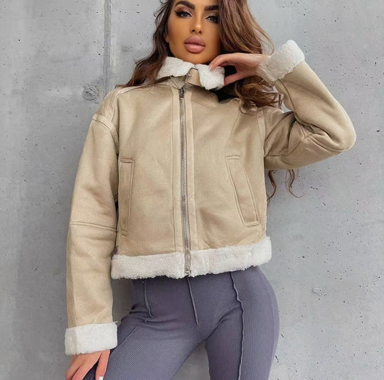 Damen Hochgeschnittene Pilotjacke aus veganer Lederoptik mit Teddyfutter und Reißverschluss Nord Taschen