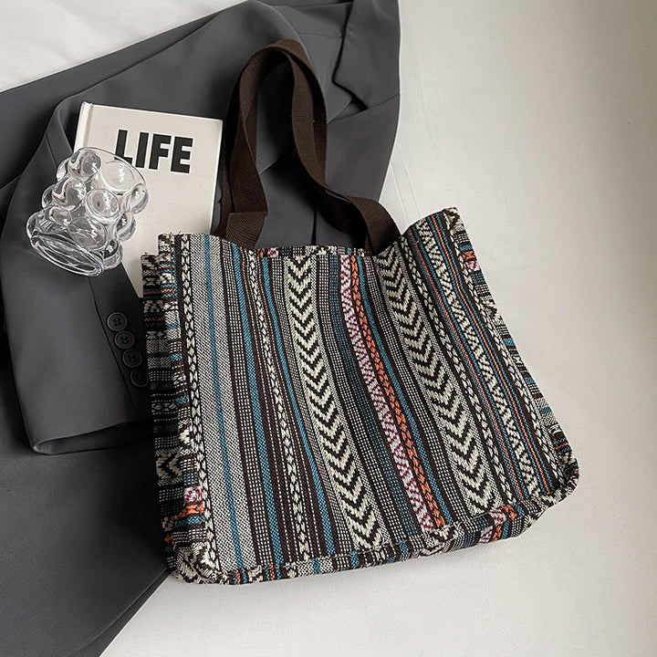 Damen Handtasche mit farbenfrohem geometrischen Muster Nord Taschen