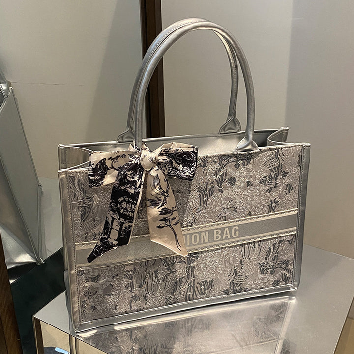 Damen modische Tragetasche mit floralem Muster und dekorativem Halstuch Nord Taschen