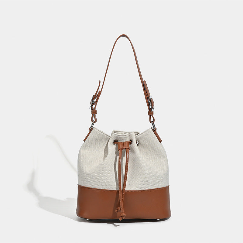 Damen Hobo-Tasche mit elegantem Kordelzugsystem und luxuriösen Lederakzenten Nord Taschen