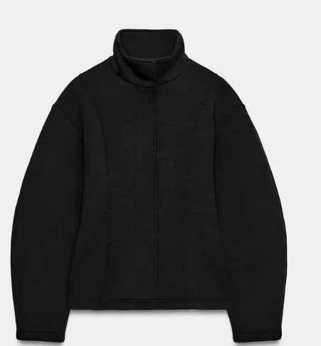Damen Kurz geschnittene Boxy‑Fleecejacke mit Stehkragen, vertikalen Strukturnähten und verdecktem Reißverschluss Nord Taschen