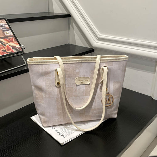 Damen stilvolle Tote-Bag mit strukturiertem Design und eleganten Details Nord Taschen