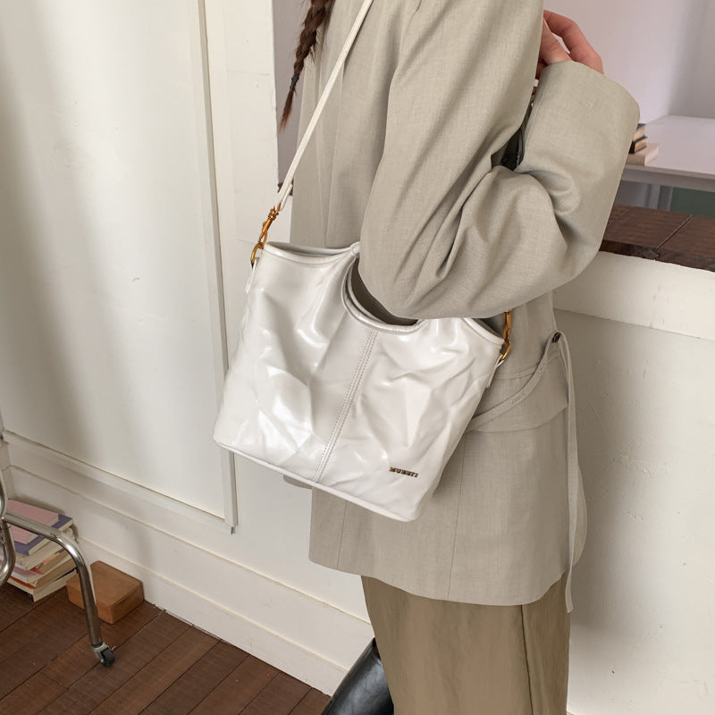 Damen Hobo-Tasche mit elegantem, gefaltetem Design Nord Taschen
