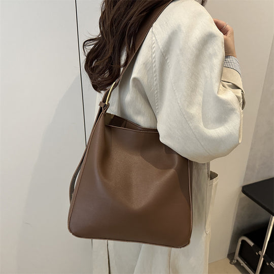 Damen Schultertasche mit verstellbarem Riemen und elegantem Design Nord Taschen