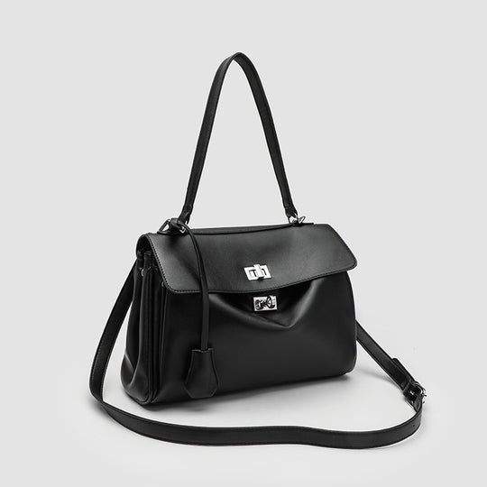Damen Schultertasche mit eleganter Klappenoptik und praktischen Innentaschen Nord Taschen