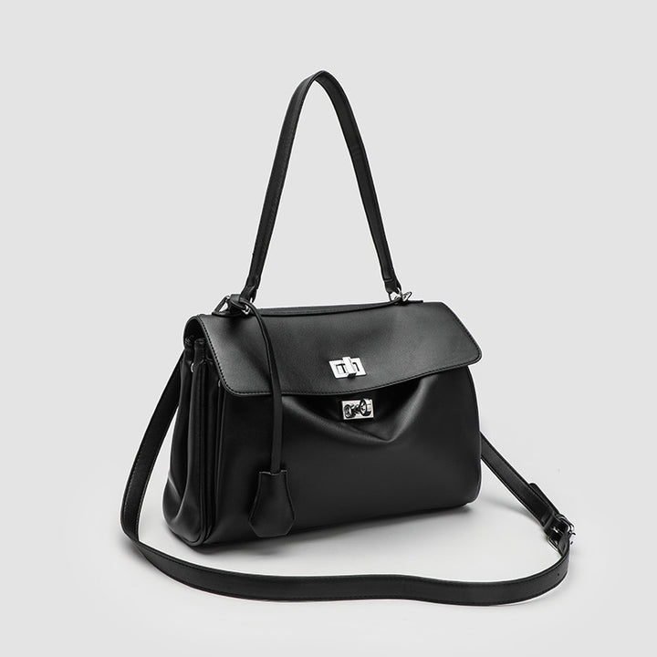 Damen Schultertasche mit eleganter Klappenoptik und praktischen Innentaschen Nord Taschen