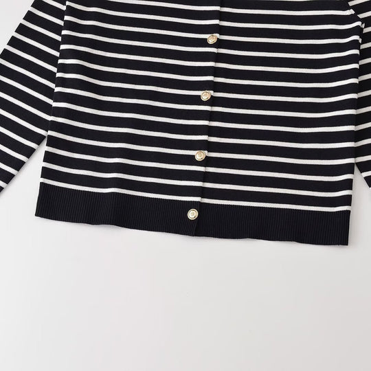 Damen Gestreifter Feinstrick-Cardigan mit Rundhals und Zierknöpfen Nord Taschen
