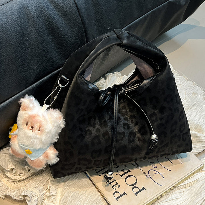Damen Hobo-Tasche mit elegantem Leopardenmuster und praktischen Tragegriffen Nord Taschen