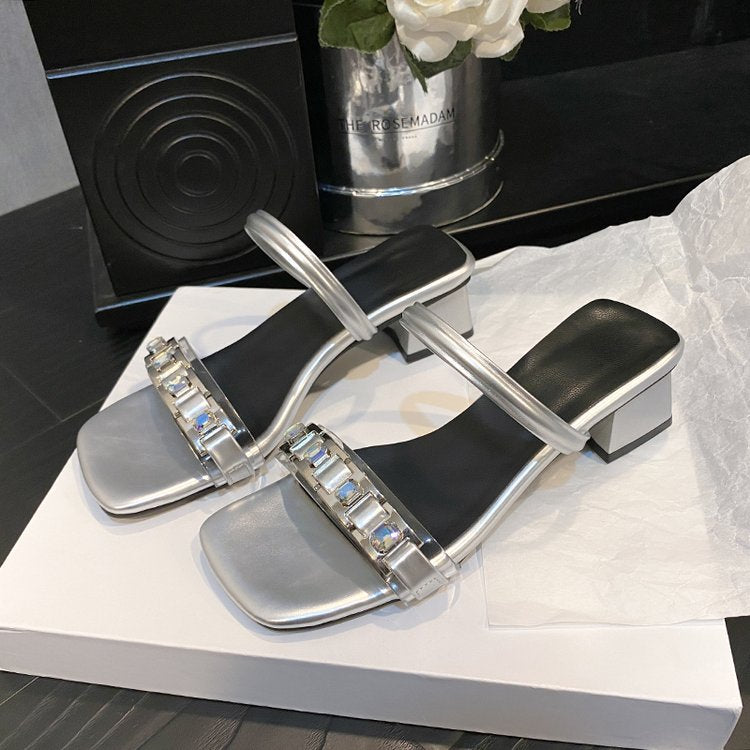 Damen elegante Mules mit gekreuzten Riemen und Blockabsatz
