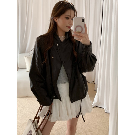 Damen Oversized Bikerjacke aus Kunstleder mit breitem Revers und voluminösen Ärmeln Nord Taschen