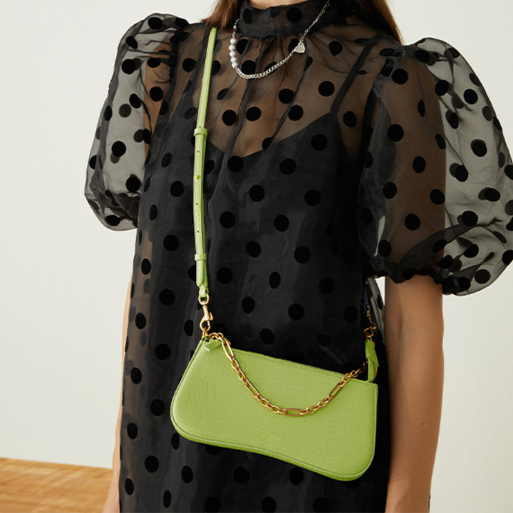Damen Clutch im Schlangenleder-Look mit Kettenriemen Nord Taschen