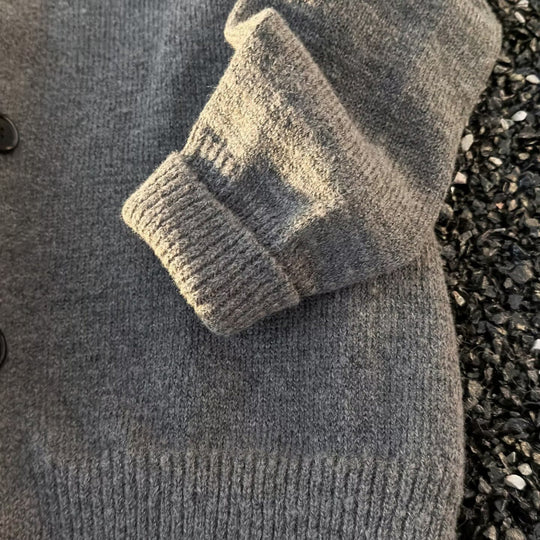 Unisex Oversized Wollmix-Cardigan mit Rundhalsausschnitt, Knopfleiste und geripptem Saum Nord Taschen