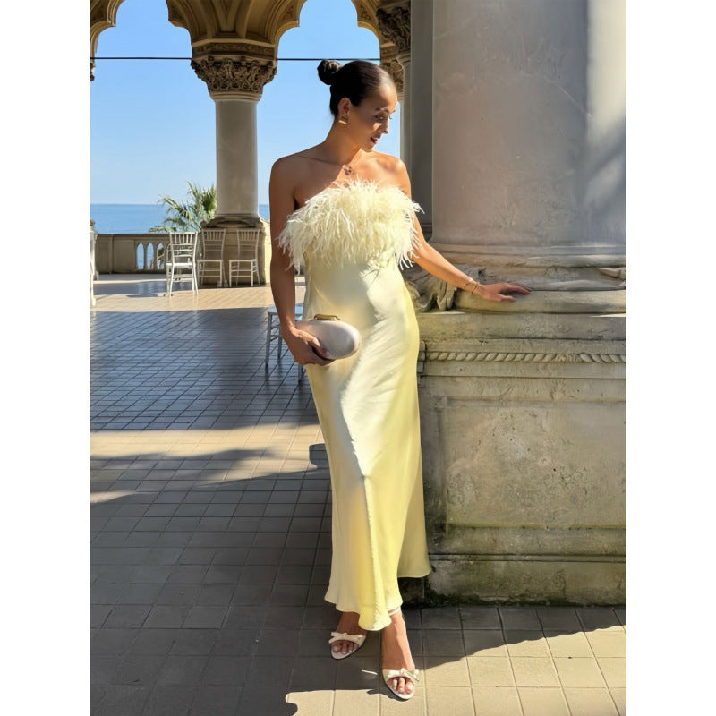 Damen Satin Abendkleid mit Federn