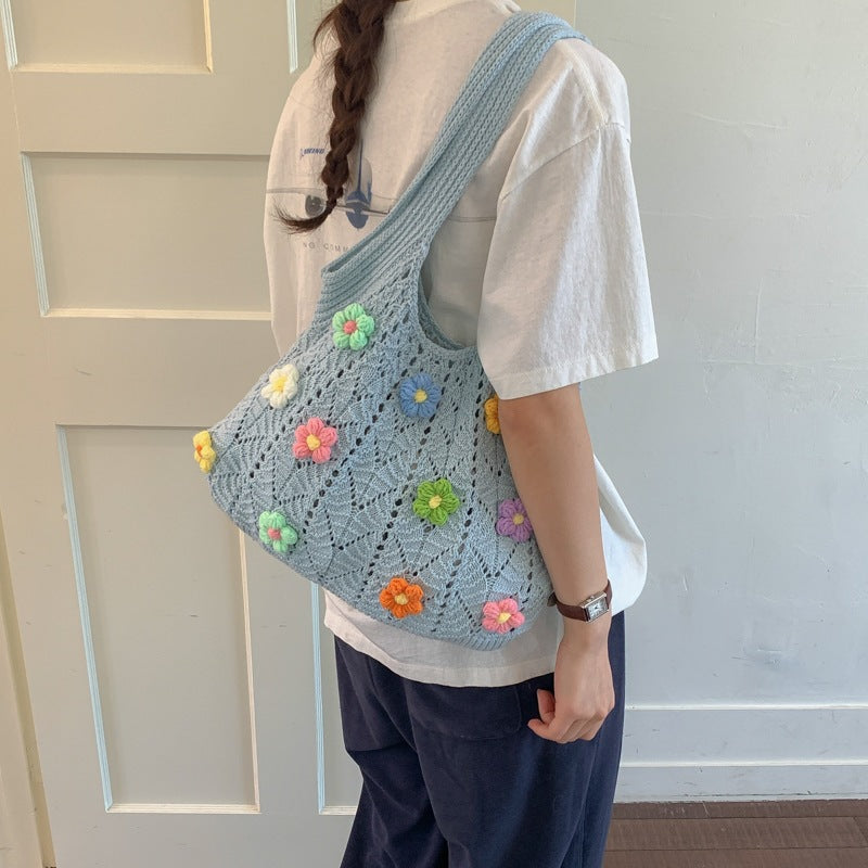 Damen Häkel-Handtasche mit bunten Blumenapplikationen Nord Taschen