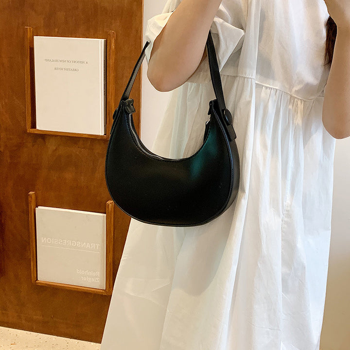 Damen Hobo-Tasche mit elegantem Design und praktischem Innenleben Nord Taschen