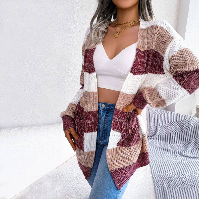 Nord Taschen | Gestreifte Strickjacke Im Lässigen Stil