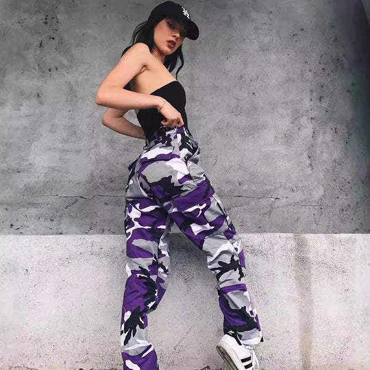 Damen Cargo-Jogginghose mit Camouflage-Muster und elastischen Bündchen Nord Taschen