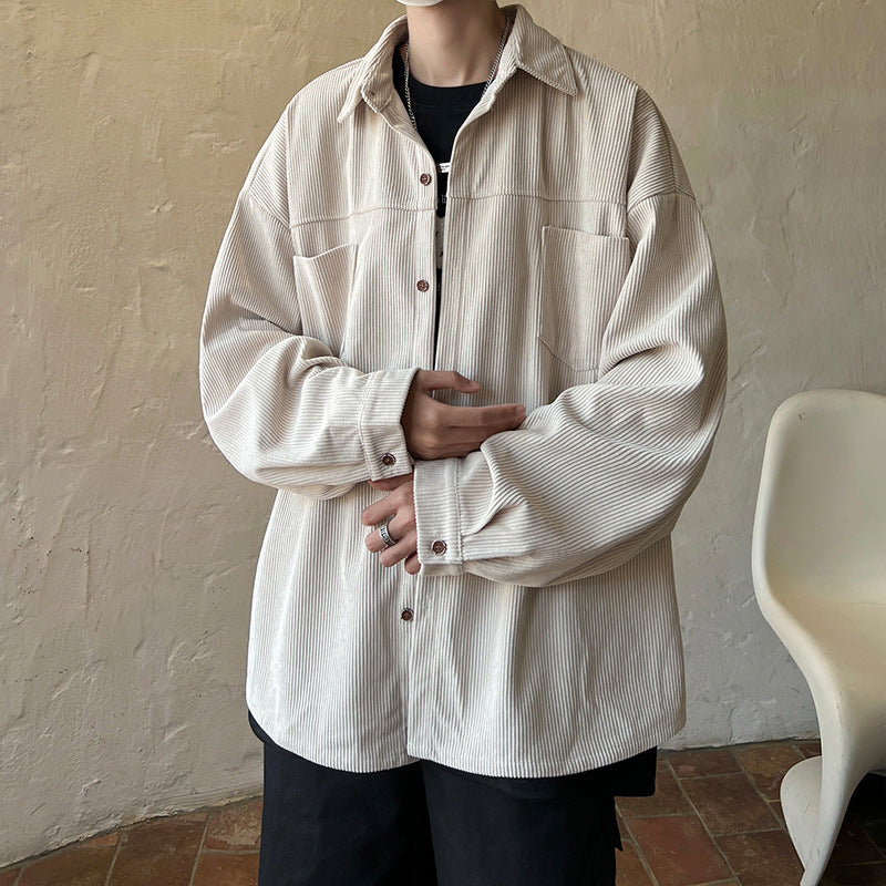 Herren oversized Kordhemdjacke mit aufgesetzten Brusttaschen, abgerundetem Saum und lockerer Silhouette Nord Taschen