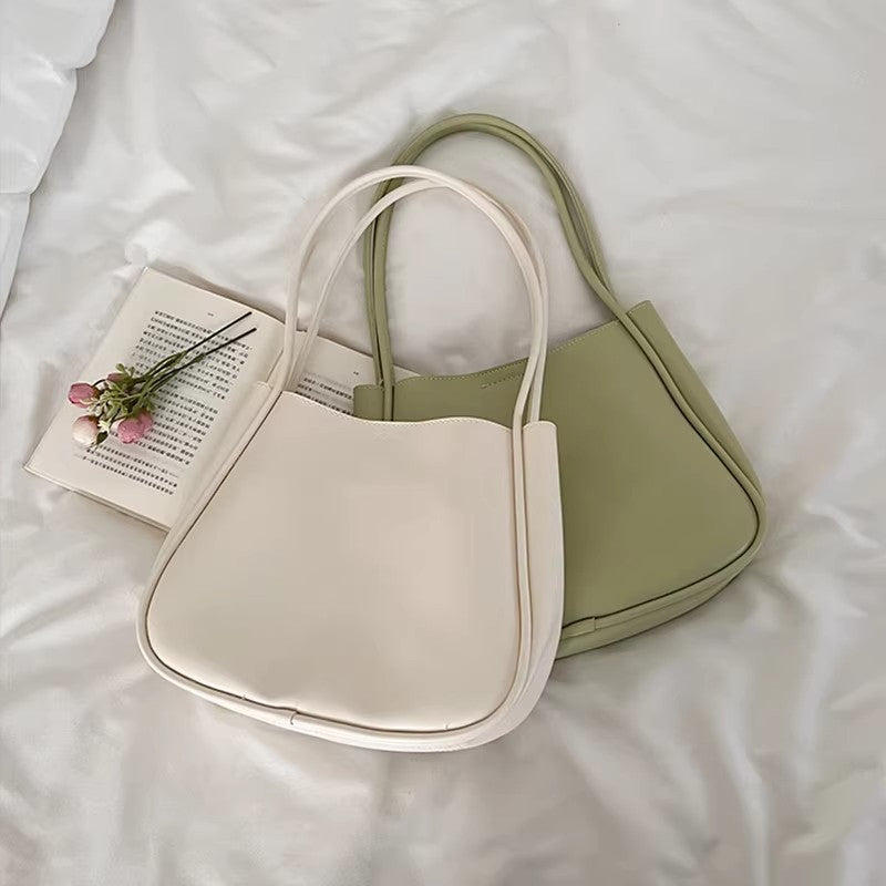 Damen Hobo-Tasche mit elegantem Innenfach und stilvollem, geschmeidigem Kunstleder Nord Taschen