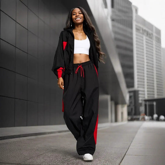 Damen Sportliches Set mit lässiger Jacke und breiten Hosen Nord Taschen
