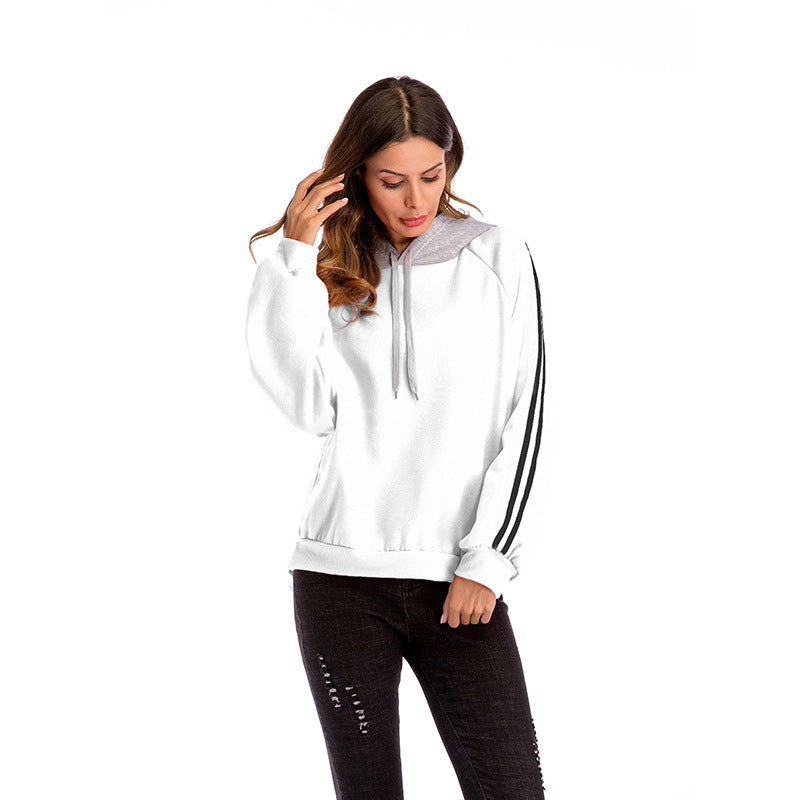 Damen modischer Kapuzenpullover mit kontrastierenden Ärmeln und lässigem Schnitt Nord Taschen