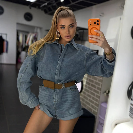 Damen Denim-Shorts-Overall mit kastigem Hemdoberteil und Taillengürtel Nord Taschen