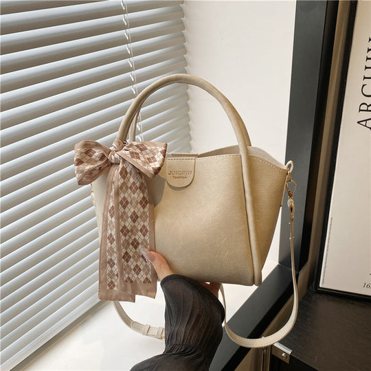 Damen Henkeltasche mit modischem Schleifendetail und abnehmbarem Schulterriemen Nord Taschen