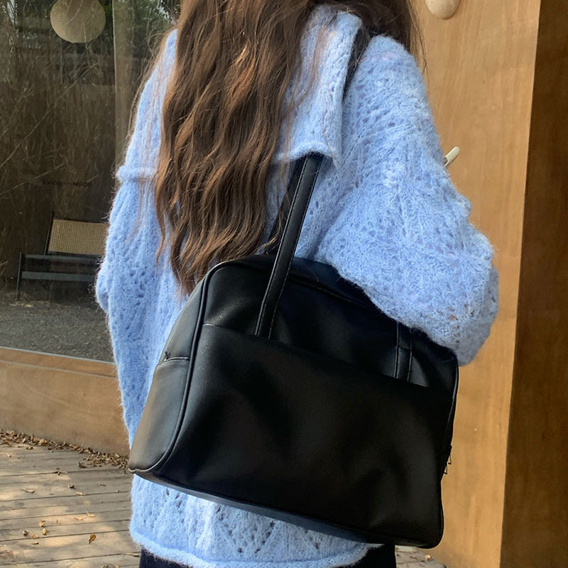 Damen Handtasche im minimalistischen Design mit eleganter Struktur Nord Taschen