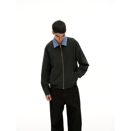 Unisex Kurz geschnittene Nadelstreifen‑Blousonjacke mit kontrastierendem Hemdkragen und durchgehendem Reißverschluss Nord Taschen