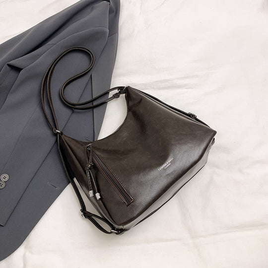 Damen praktische Umhängetasche mit elegantem Design Nord Taschen