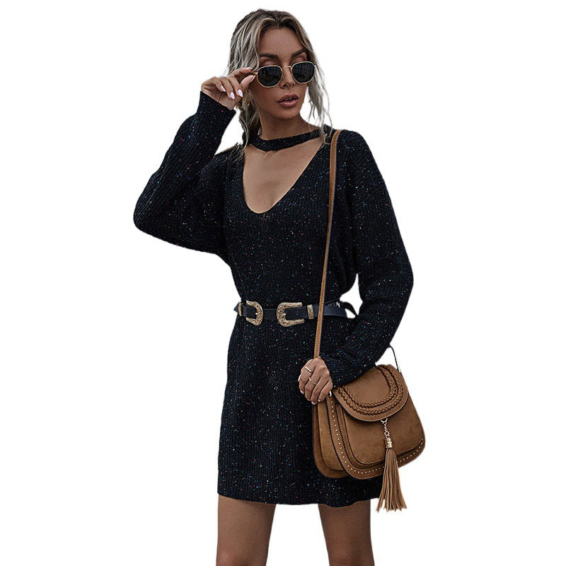 Damen Elegantes Strickkleid mit tiefem Ausschnitt und Gürtel Nord Taschen