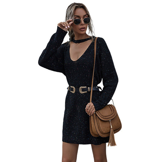 Damen Elegantes Strickkleid mit tiefem Ausschnitt und Gürtel Nord Taschen