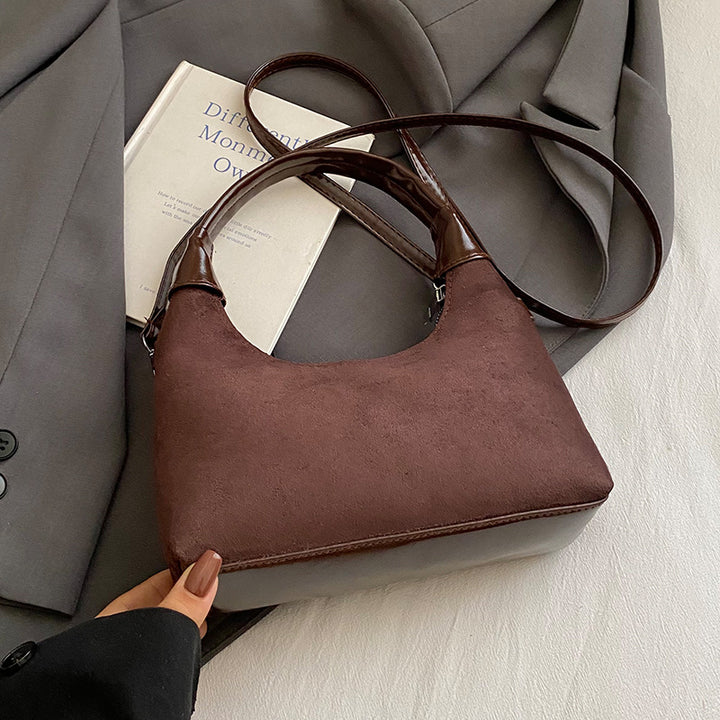Damen Kuschel Tasche mit abnehmbarem Plüsch Anhänger Nord Taschen