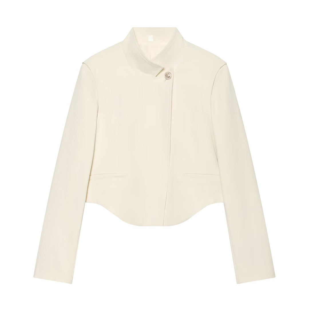 Damen Kurzer taillierter Blazer mit Stehkragen, asymmetrischer Knopfleiste und geschwungenem Saum Nord Taschen