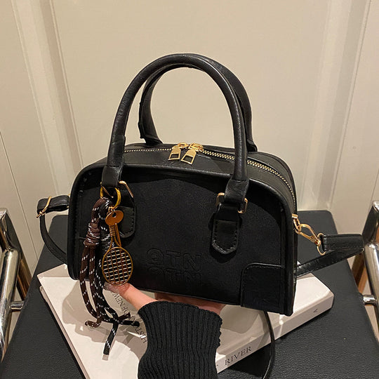 Damen Handtasche mit eleganten Details und hochwertiger Verarbeitung Nord Taschen