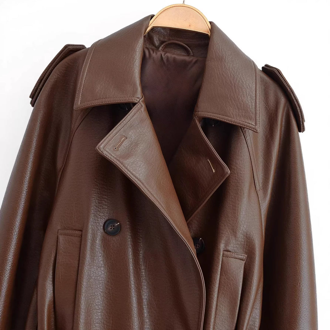 Damen Kurz geschnittener Kunstleder-Trenchcoat mit Bindegürtel und doppelreihiger Knopfleiste Nord Taschen
