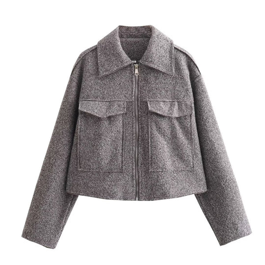 Damen Boxy-Cropped-Jacke aus Bouclé‑Wollmix mit Hemdkragen und aufgesetzten Pattentaschen Nord Taschen