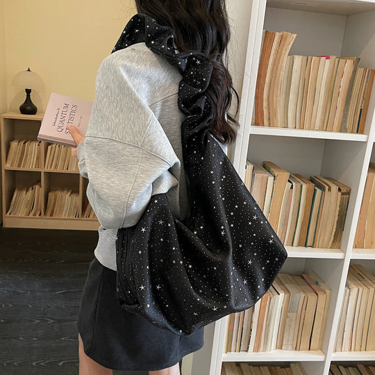Damen Hobo-Tasche mit schimmerndem Sternenmotiv und strukturiertem Design Nord Taschen