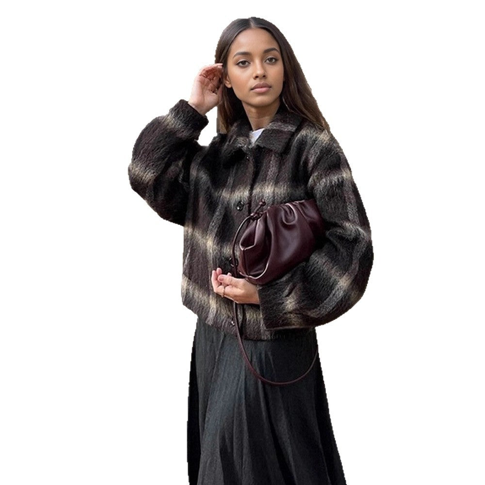 Damen Kurzjacke im karierten Kunstfell-Boxycut mit Schalkragen Nord Taschen