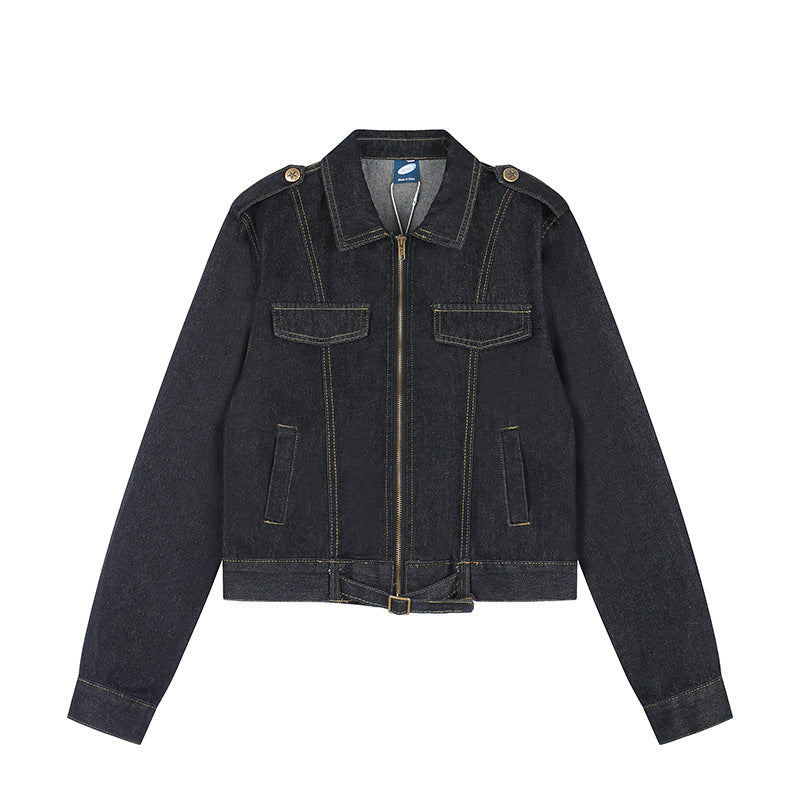Damen Kurz geschnittene Jeansjacke mit Schulterklappen, Reißverschluss und Taillengürtel Nord Taschen