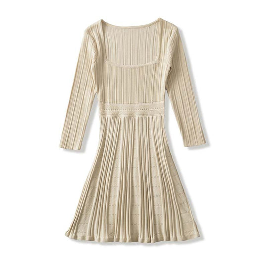 Damen Figurbetontes Feinstrick-Midikleid mit eckigem Ausschnitt und plissiertem Rock Nord Taschen