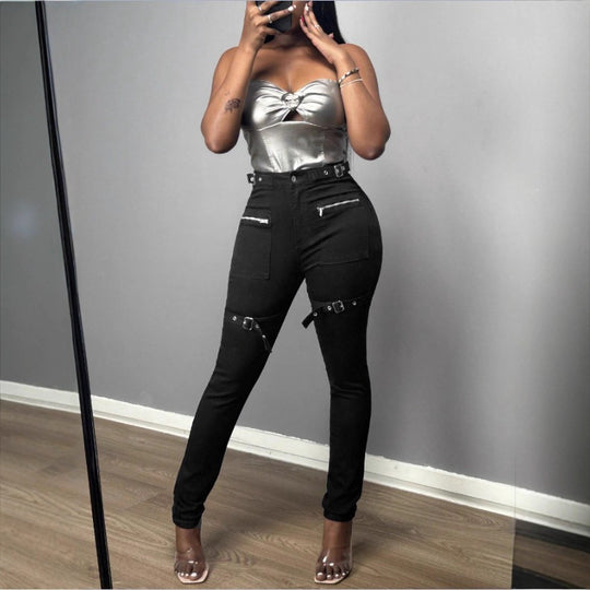 Damen High-Waist Skinny-Jeans mit Zier-Reißverschlüssen, aufgesetzten Taschen und Gurt-Dekor Nord Taschen