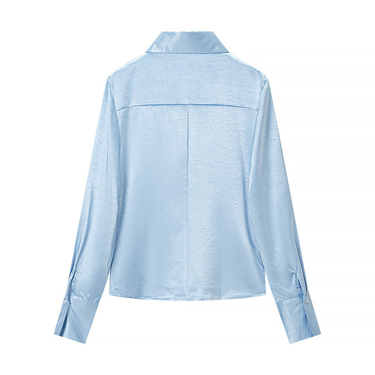 Damen Satinbluse mit taillierten Teilungsnähten, durchgehender Knopfleiste und breiten Manschetten Nord Taschen