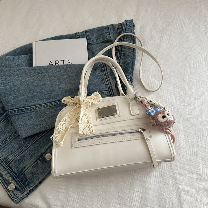 Damen Handtasche mit verspieltem Dekor von Nord Taschen