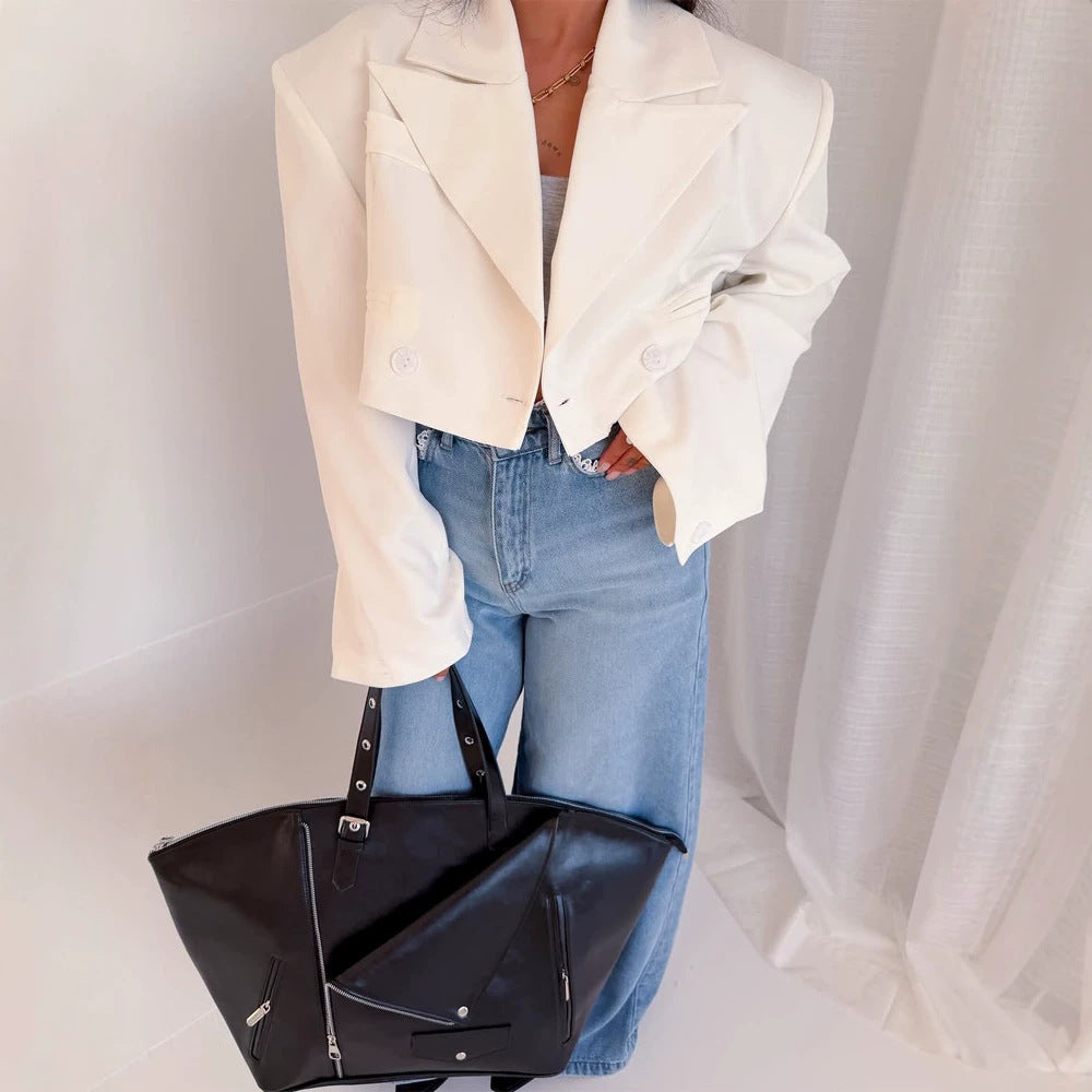Damen Cropped-Boxy Kurzblazer mit kastiger Silhouette und überlangen Ärmeln Nord Taschen