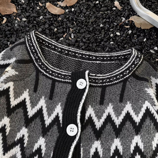 Damen Norweger-Cardigan im Oversize-Schnitt mit Rundhalsausschnitt und Kontrastknopfleiste Nord Taschen