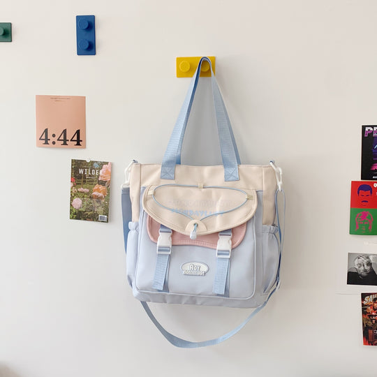 Damen Umhängetasche mit zeitgenössischem Design und vielseitigen Aufbewahrungsmöglichkeiten Nord Taschen