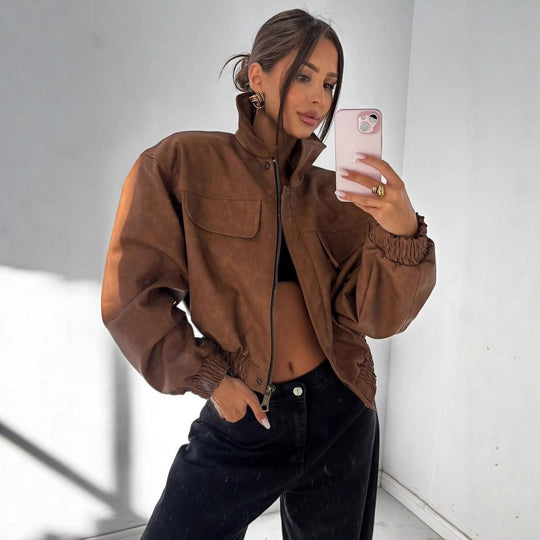 Damen Kurz geschnittene Kunstlederjacke mit aufgesetzten Brusttaschen Nord Taschen