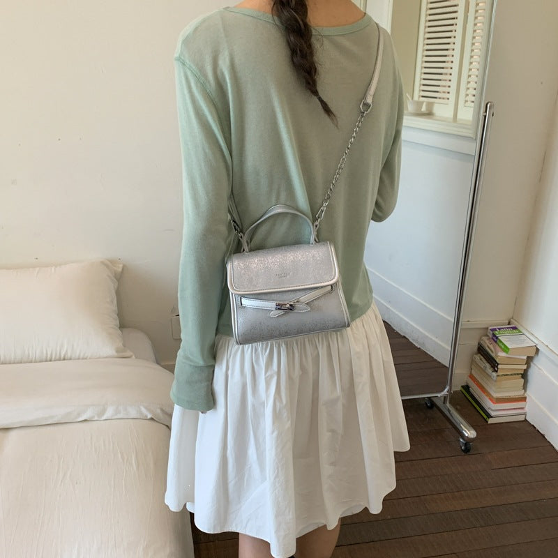 Damen modische Mini-Handtasche mit dekorativem Magnetverschluss Nord Taschen