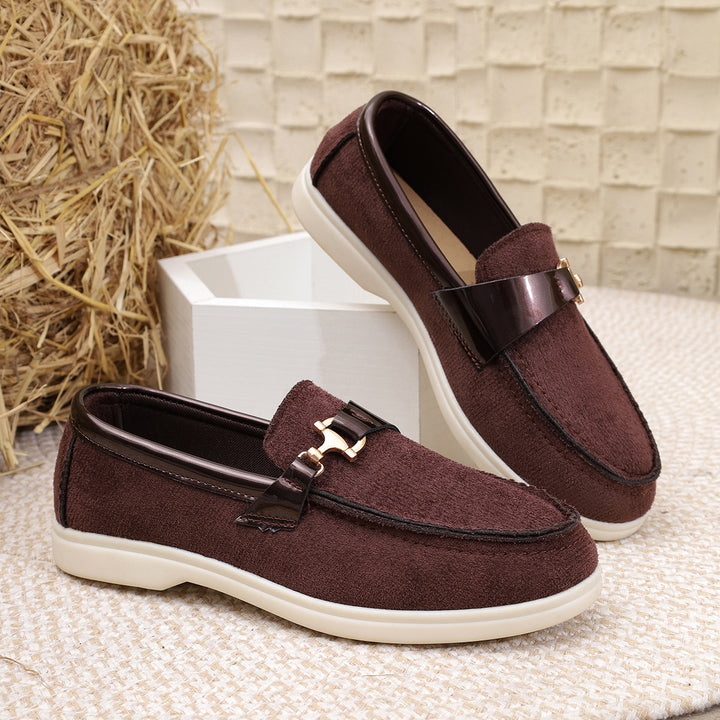 Damen nan elegante Veloursleder-Slipper mit dekorativer Metall-Hardware und flexibler Leichtlaufsohle Nord Taschen